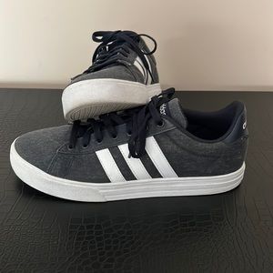 Mens Adidas sneakers. Worn a few times. Size 10 in mens.